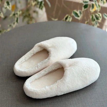Pantufa Adulto de Plush Feminina OFF