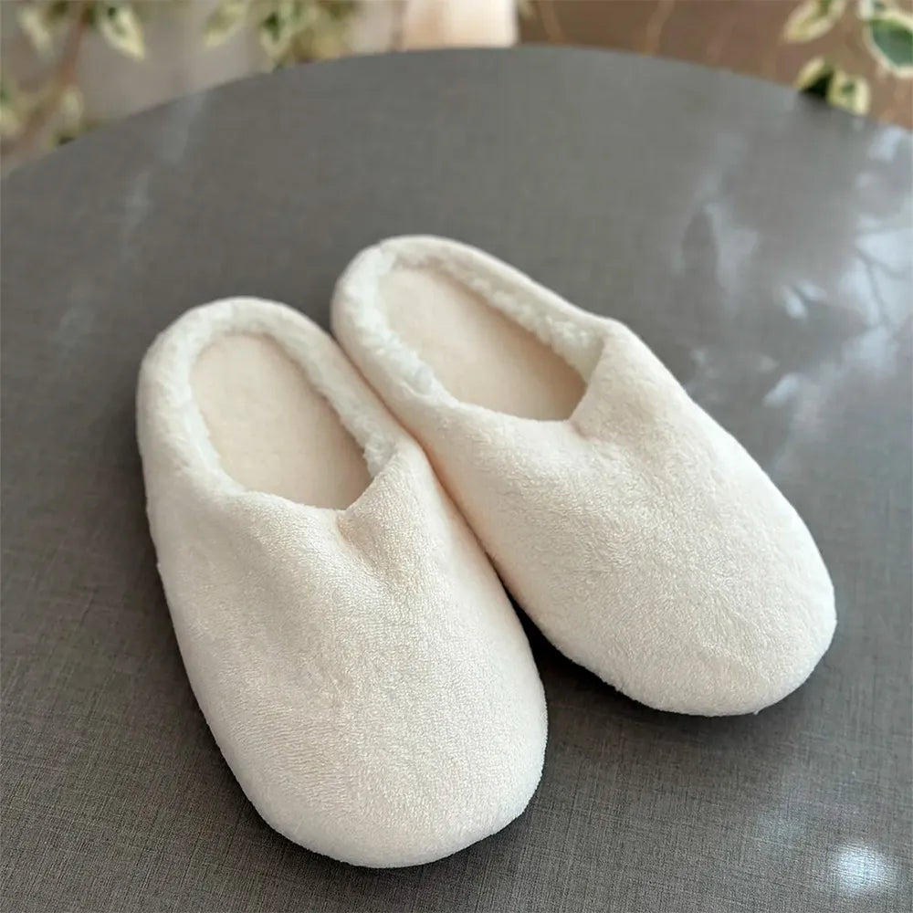 Pantufa Adulto de Plush Feminina OFF